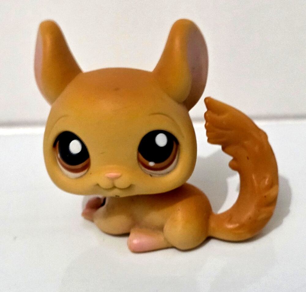 Hasbro Littlest Pet Shop #340 Chinchilla 2007
